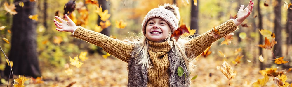 Jak aktywnie spędzać czas z dzieckiem jesienią?